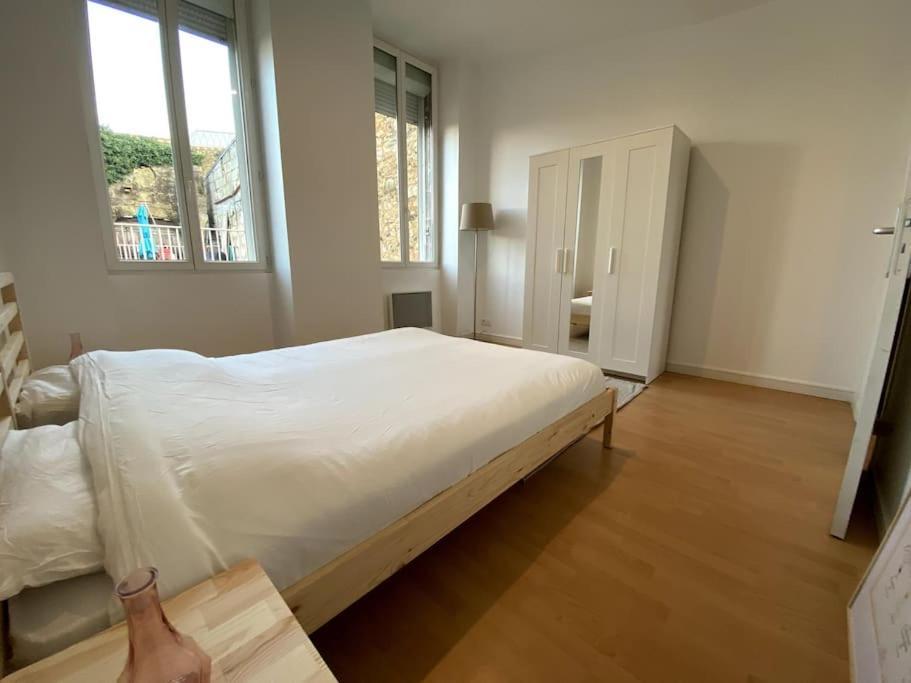 Apartamento - Le Saugeron - Blaye Exterior foto